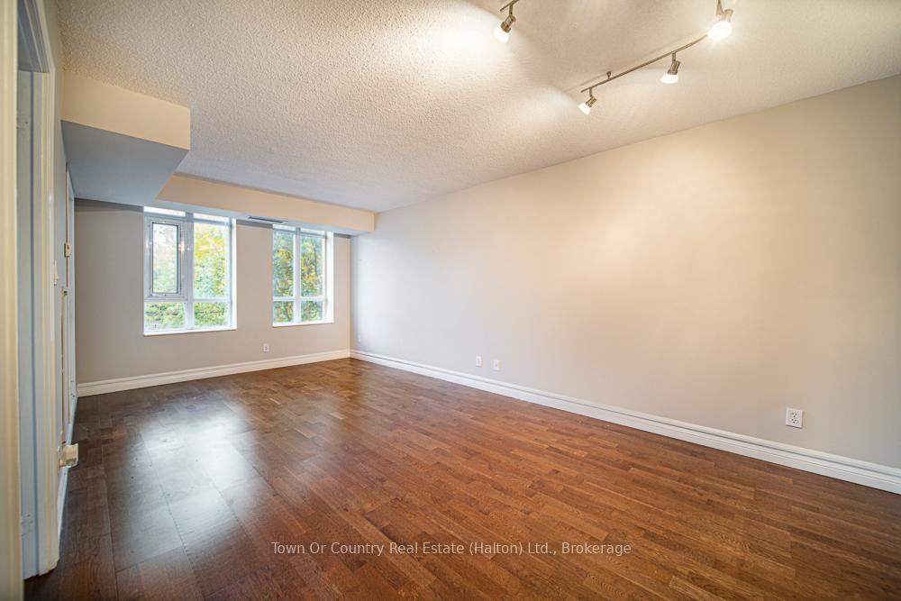 Photo 13 of Unit 222, 900 Mount Pleasant Road, Toronto, Mount Pleasant West — HOMEH