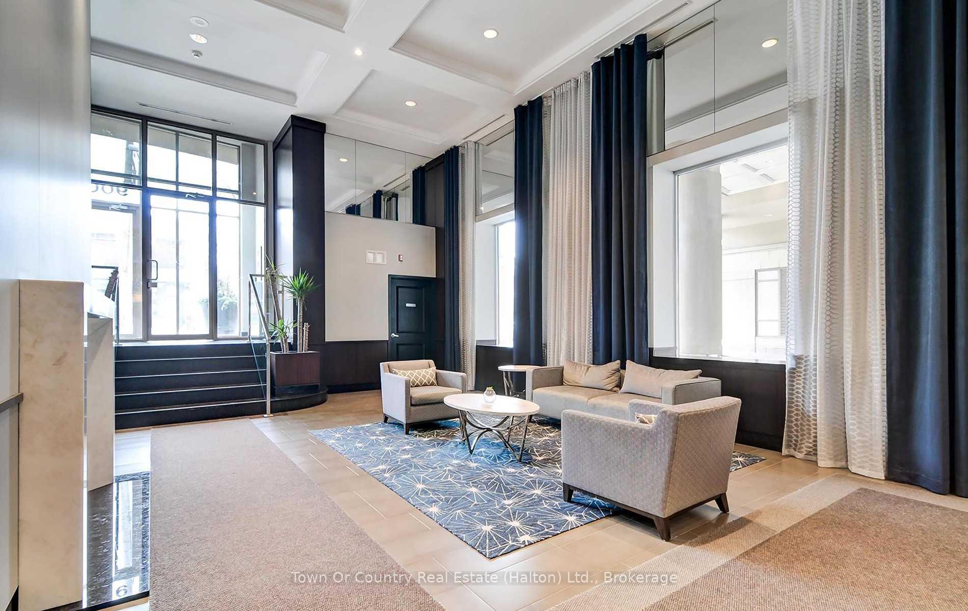 Photo 5 of Unit 222, 900 Mount Pleasant Road, Toronto, Mount Pleasant West — HOMEH