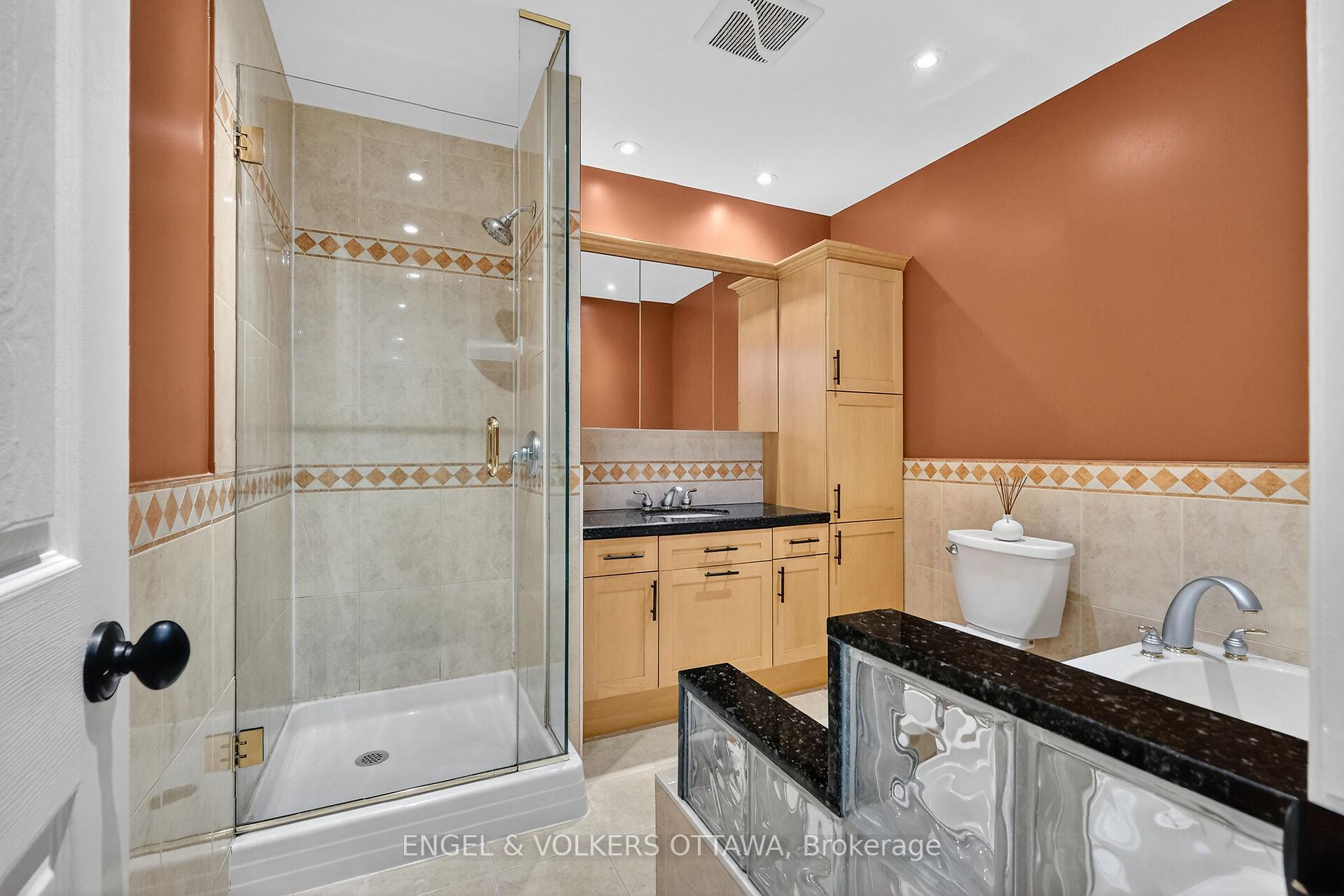 Photo 19 of Unit C8, 111 Echo Drive W, Ottawa, Ottawa East — HOMEH