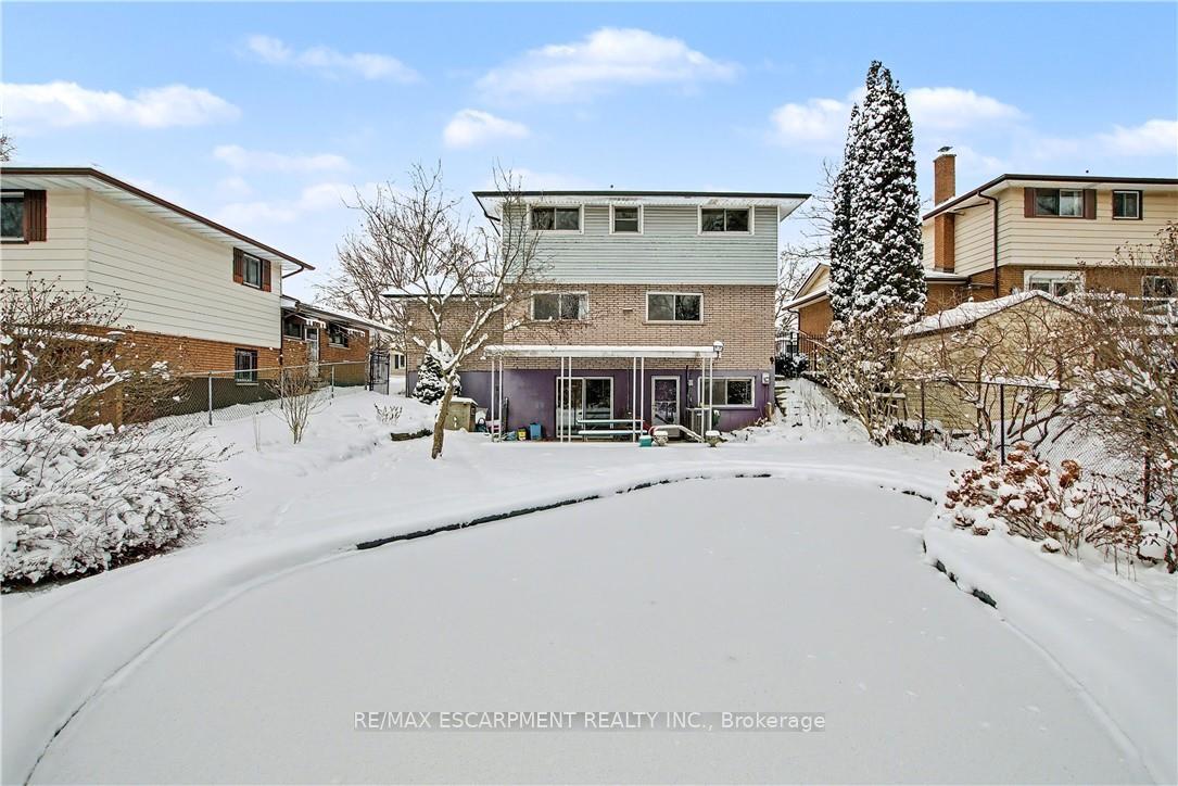 Photo 38 of 37 Sunrise Crescent, Hamilton, Dundas — HOMEH