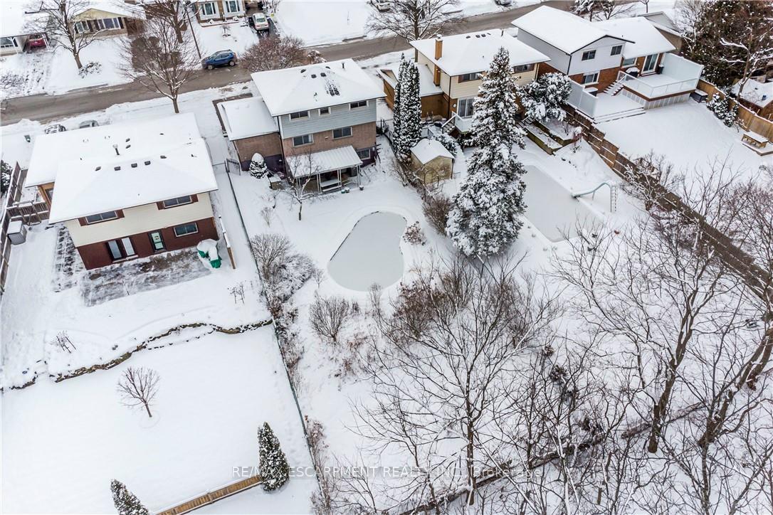Photo 48 of 37 Sunrise Crescent, Hamilton, Dundas — HOMEH