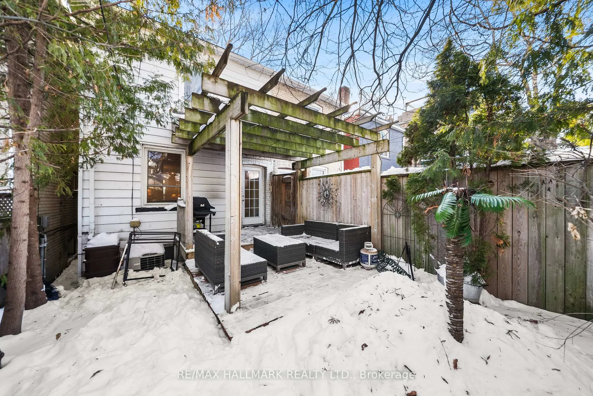Photo 31 of 36 Mallon Avenue, Toronto, South Riverdale — HOMEH