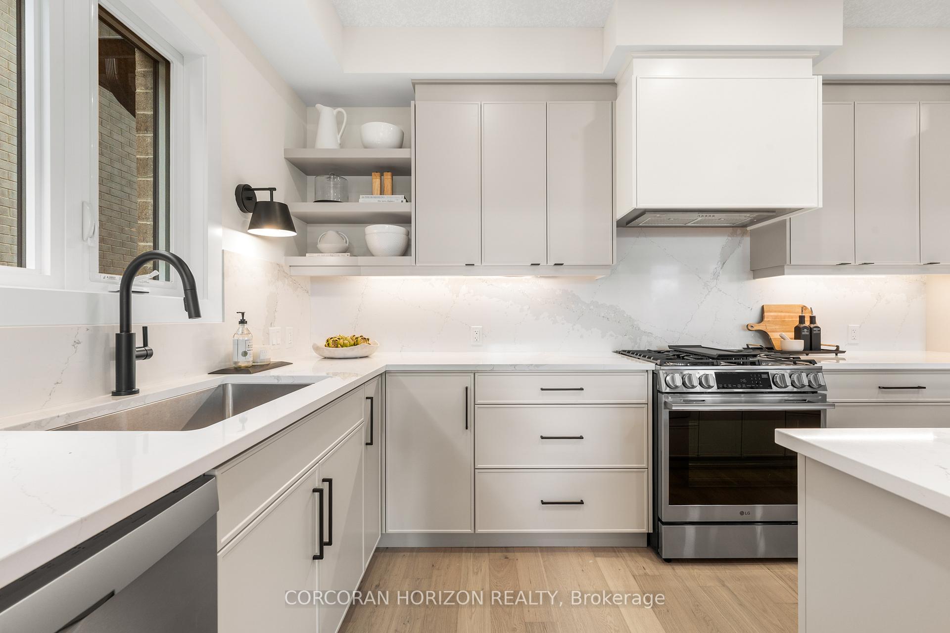 Photo 37 of 83 Dunnigan Drive, Kitchener — HOMEH