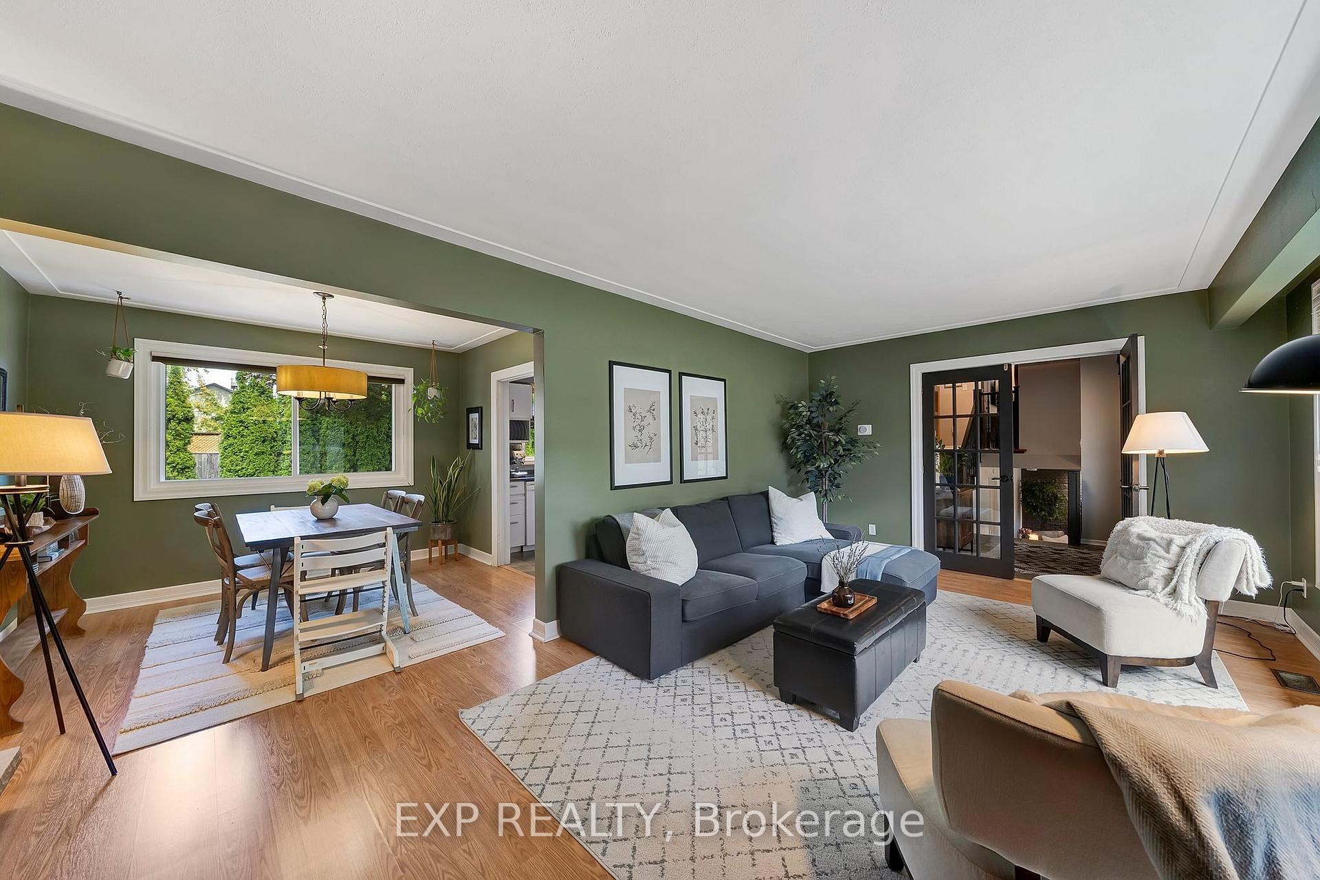 Photo 10 of 7 Redwood Drive, Grimsby, Grimsby East — HOMEH