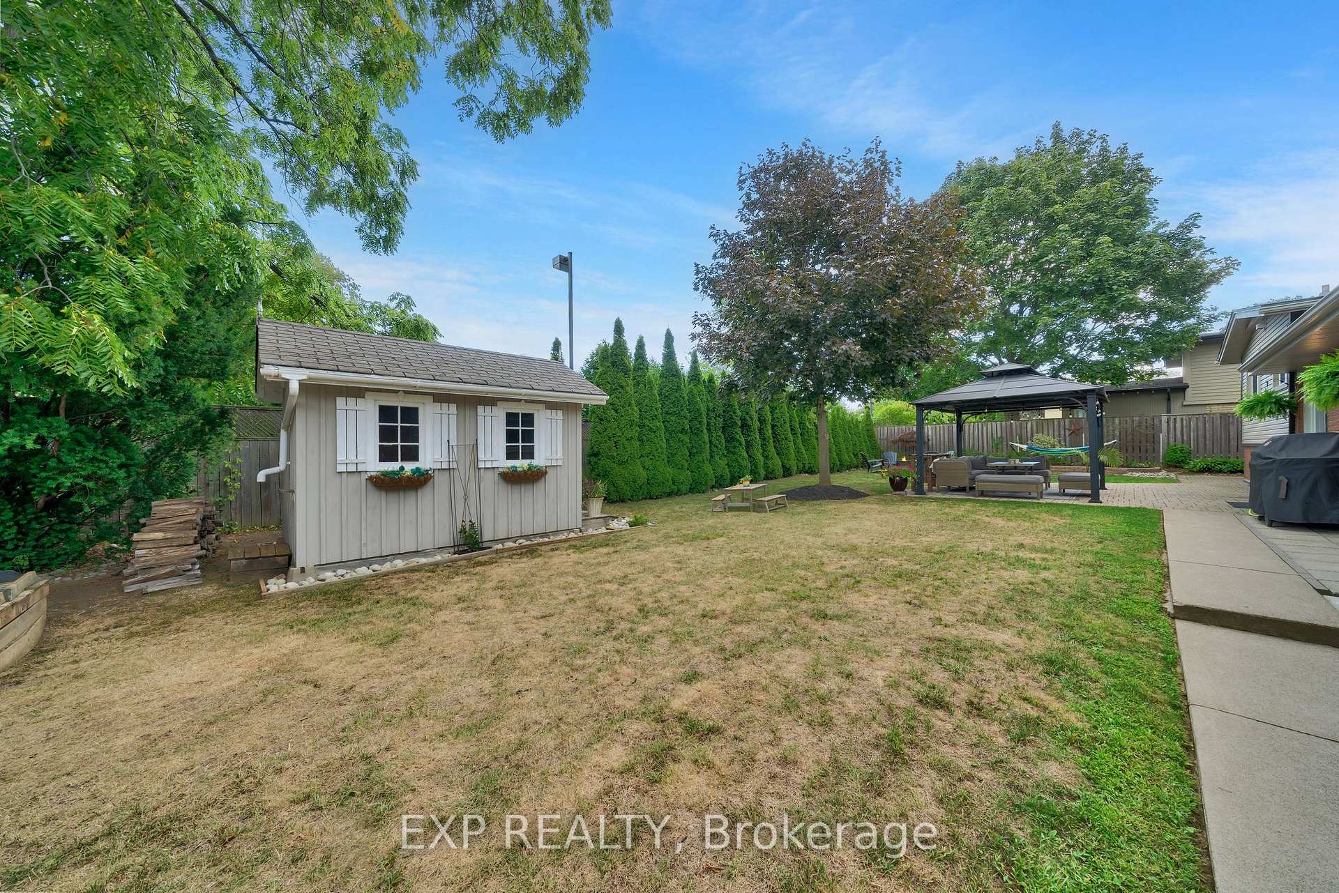 Photo 31 of 7 Redwood Drive, Grimsby, Grimsby East — HOMEH