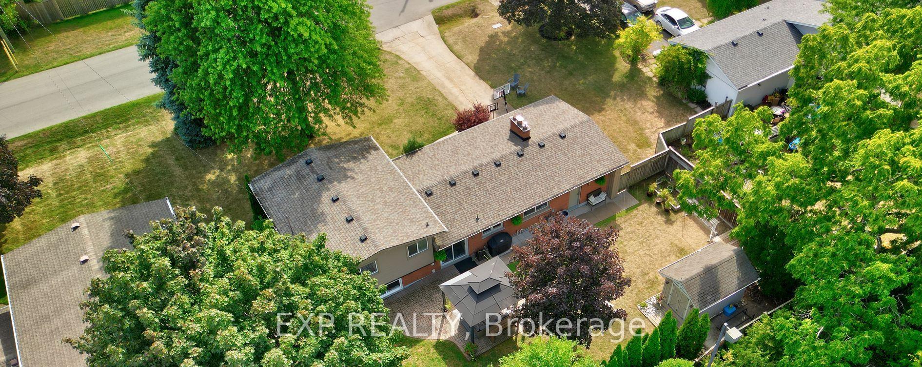 Photo 32 of 7 Redwood Drive, Grimsby, Grimsby East — HOMEH