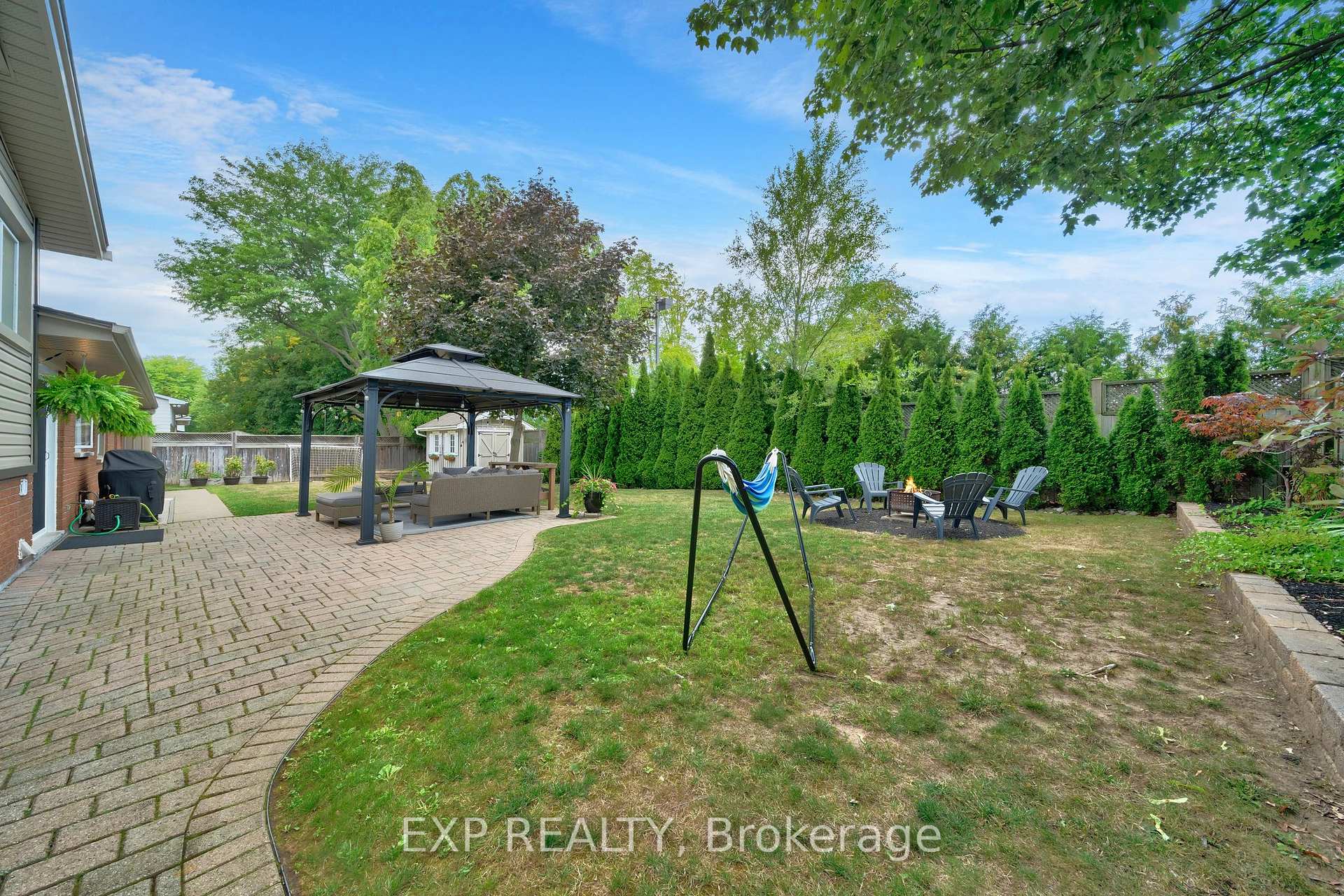 Photo 33 of 7 Redwood Drive, Grimsby, Grimsby East — HOMEH