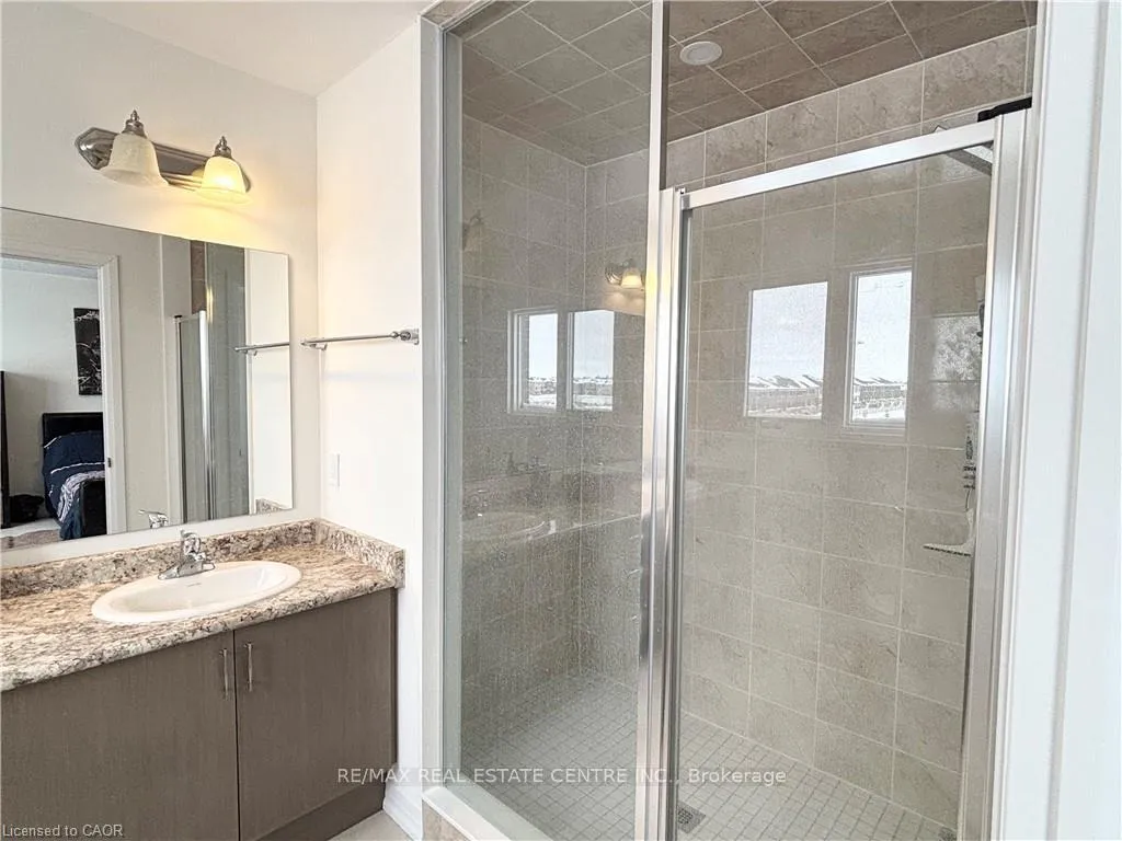 Photo 15 of Unit 10, 420 Newman Drive, Cambridge — HOMEH