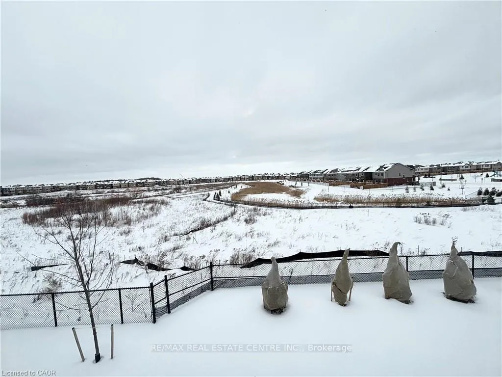 Photo 18 of Unit 10, 420 Newman Drive, Cambridge — HOMEH