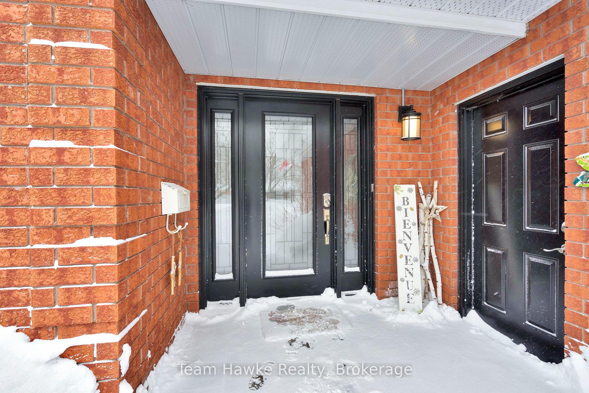 Photo 40 of 945 Dominion Avenue, Midland — HOMEH