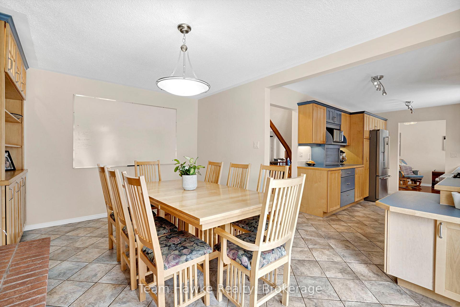 Photo 36 of 945 Dominion Avenue, Midland — HOMEH