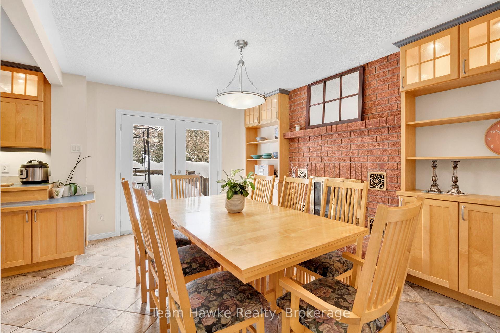 Photo 45 of 945 Dominion Avenue, Midland — HOMEH