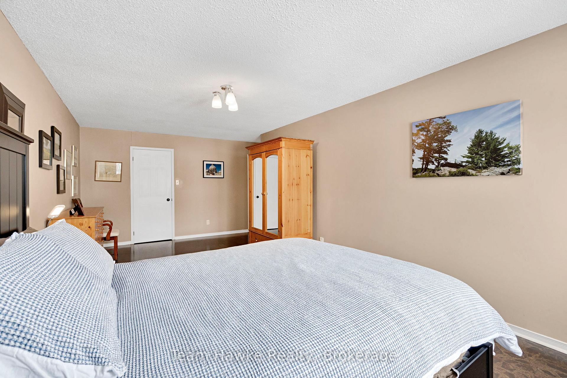 Photo 22 of 945 Dominion Avenue, Midland — HOMEH