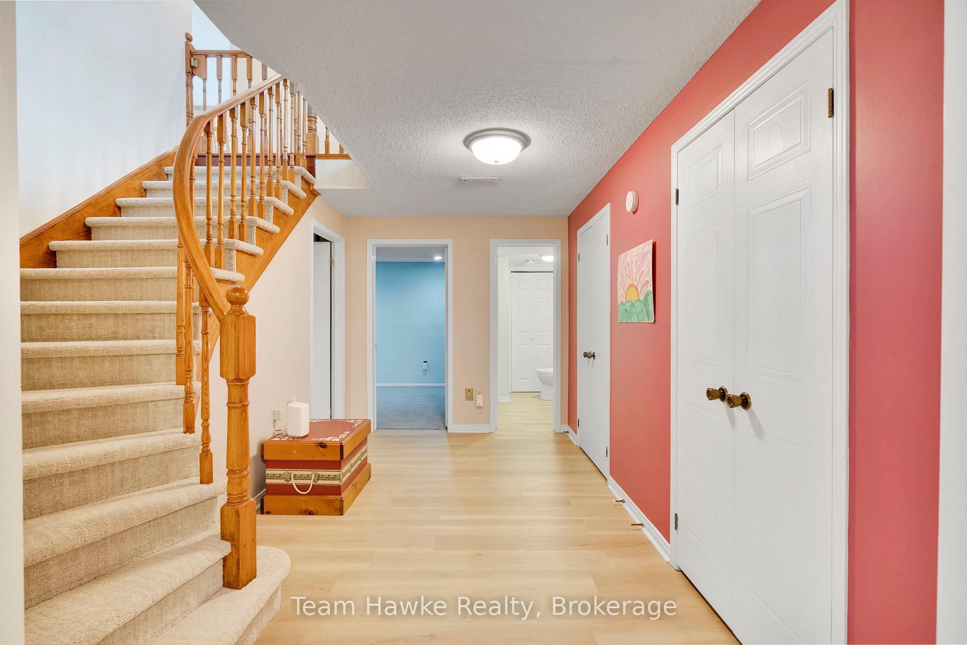 Photo 21 of 945 Dominion Avenue, Midland — HOMEH