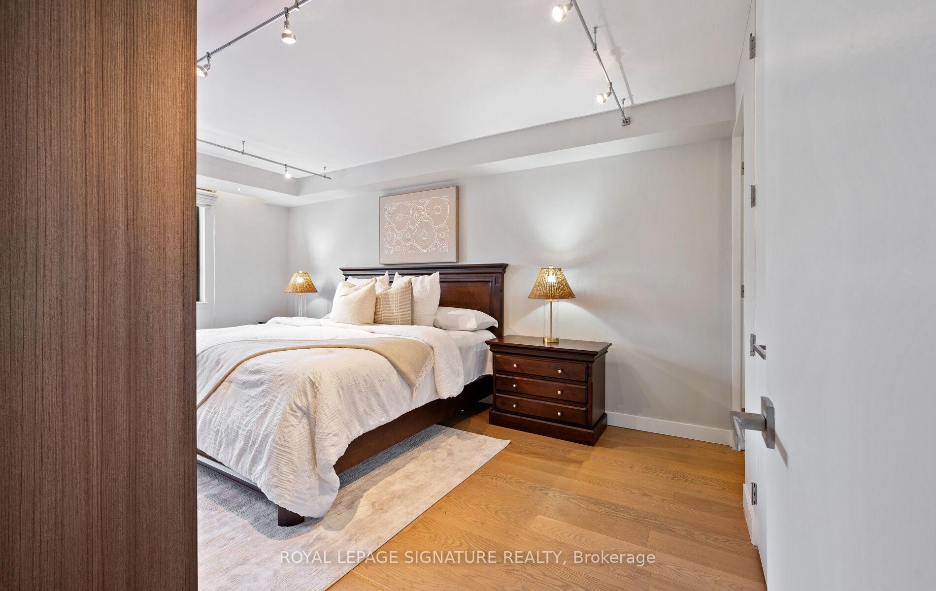 Photo 7 of Unit 409, 260 Heath Street W, Toronto, Forest Hill South — HOMEH