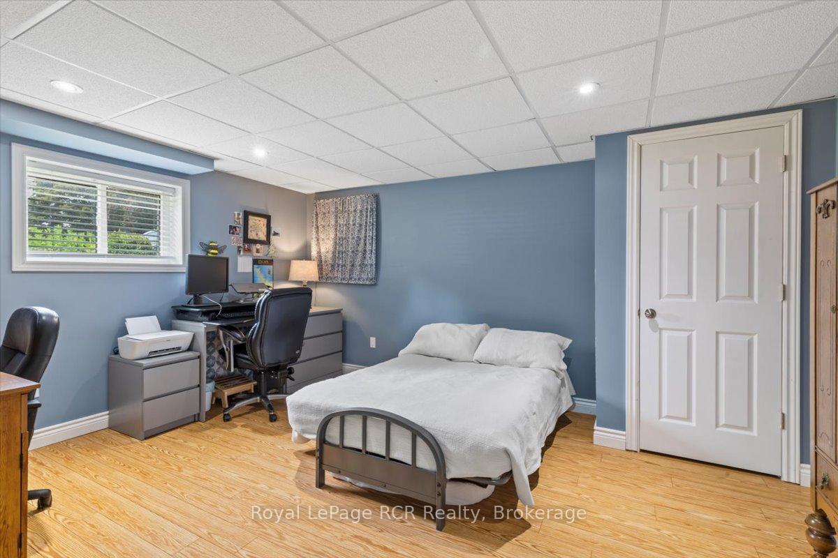 Photo 23 of 698 15th Street Close, Hanover — HOMEH