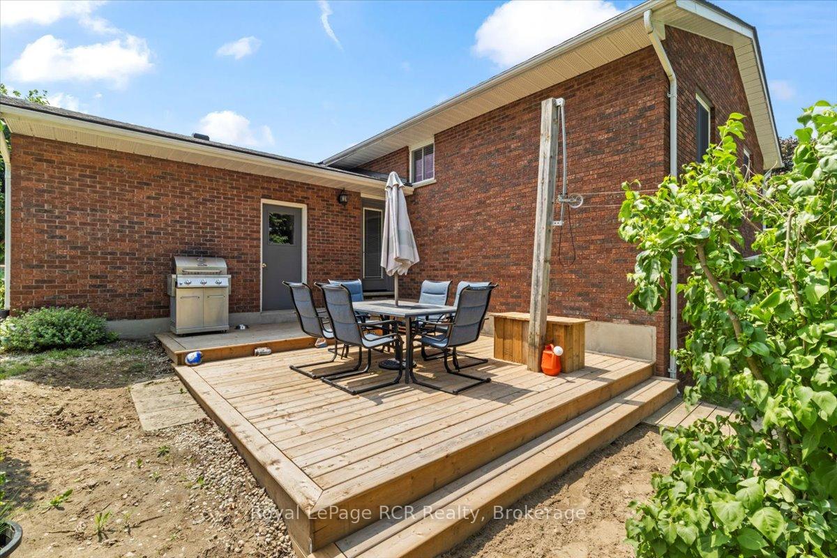 Photo 28 of 698 15th Street Close, Hanover — HOMEH