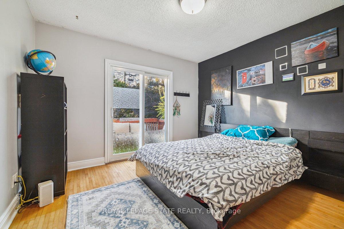 Photo 9 of 8 Wavell Avenue, Hamilton, Centremount — HOMEH
