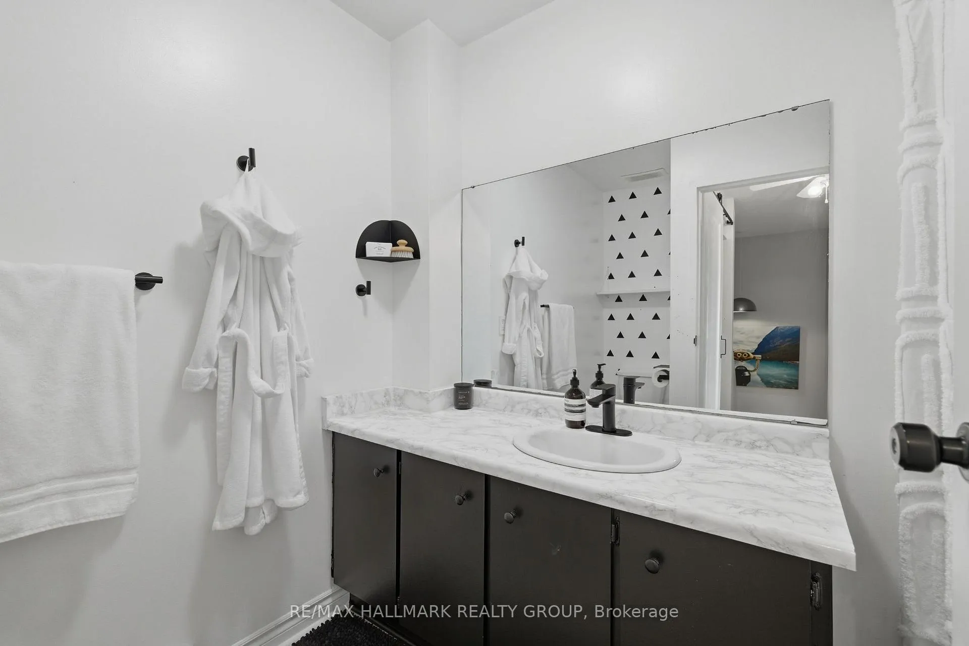 Photo 23 of Unit 129, 3445 Uplands Drive, Ottawa, Hunt Club — HOMEH