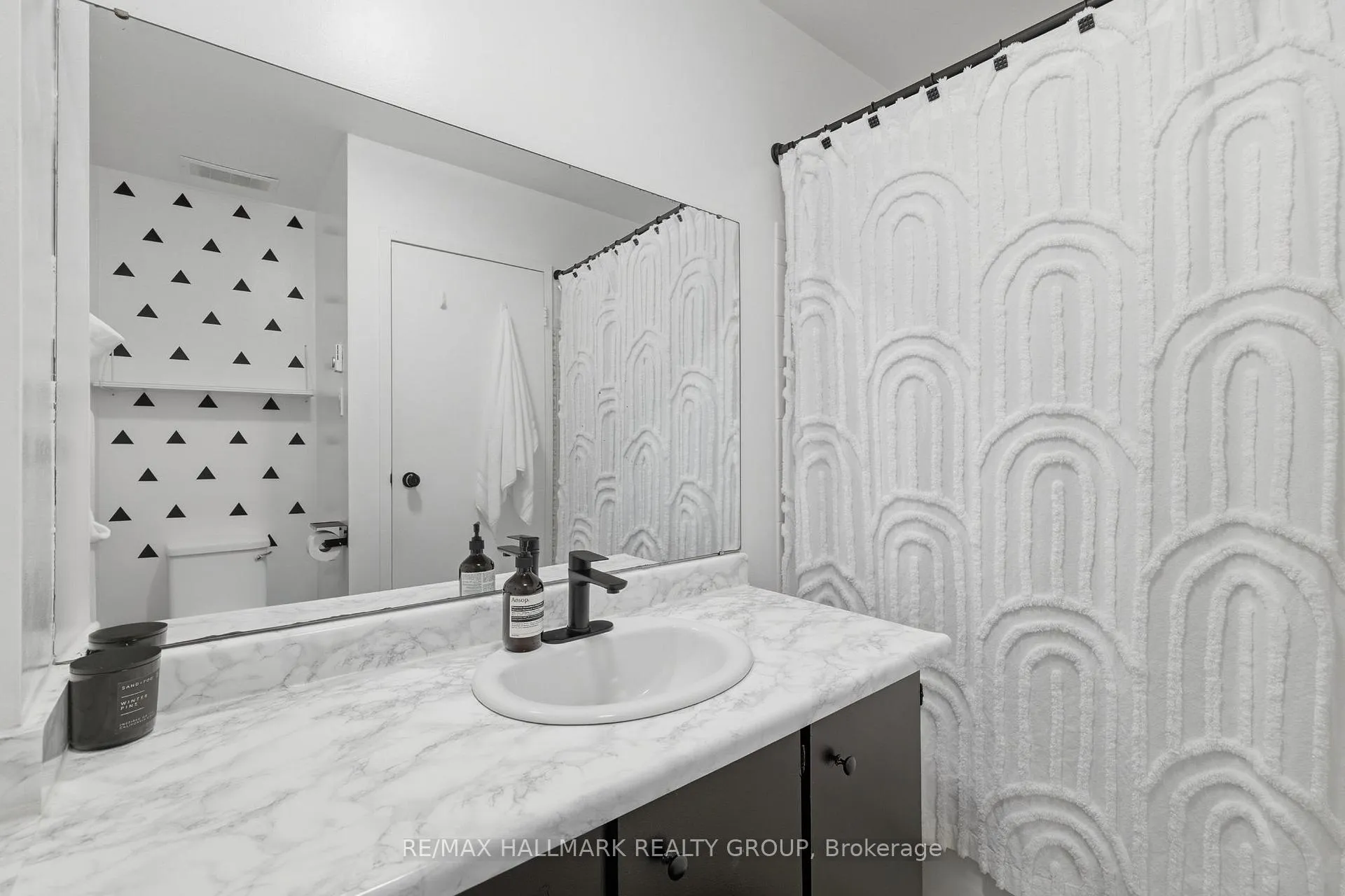Photo 24 of Unit 129, 3445 Uplands Drive, Ottawa, Hunt Club — HOMEH
