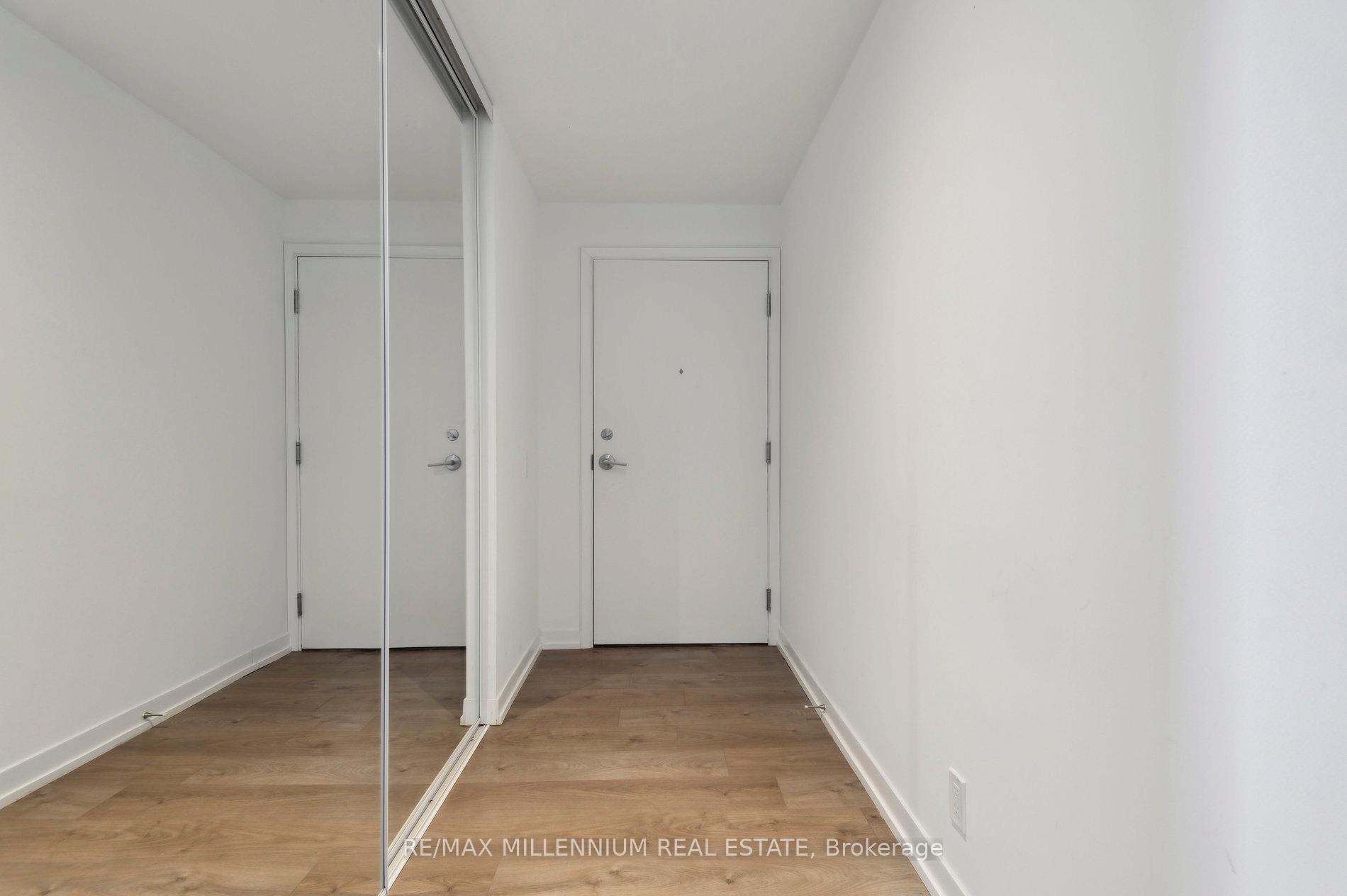 Photo 11 of Unit 4912, 950 Portage Parkway, Vaughan, Vaughan Corporate Centre — HOMEH