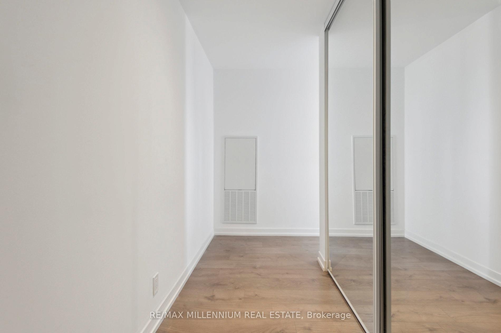 Photo 13 of Unit 4912, 950 Portage Parkway, Vaughan, Vaughan Corporate Centre — HOMEH