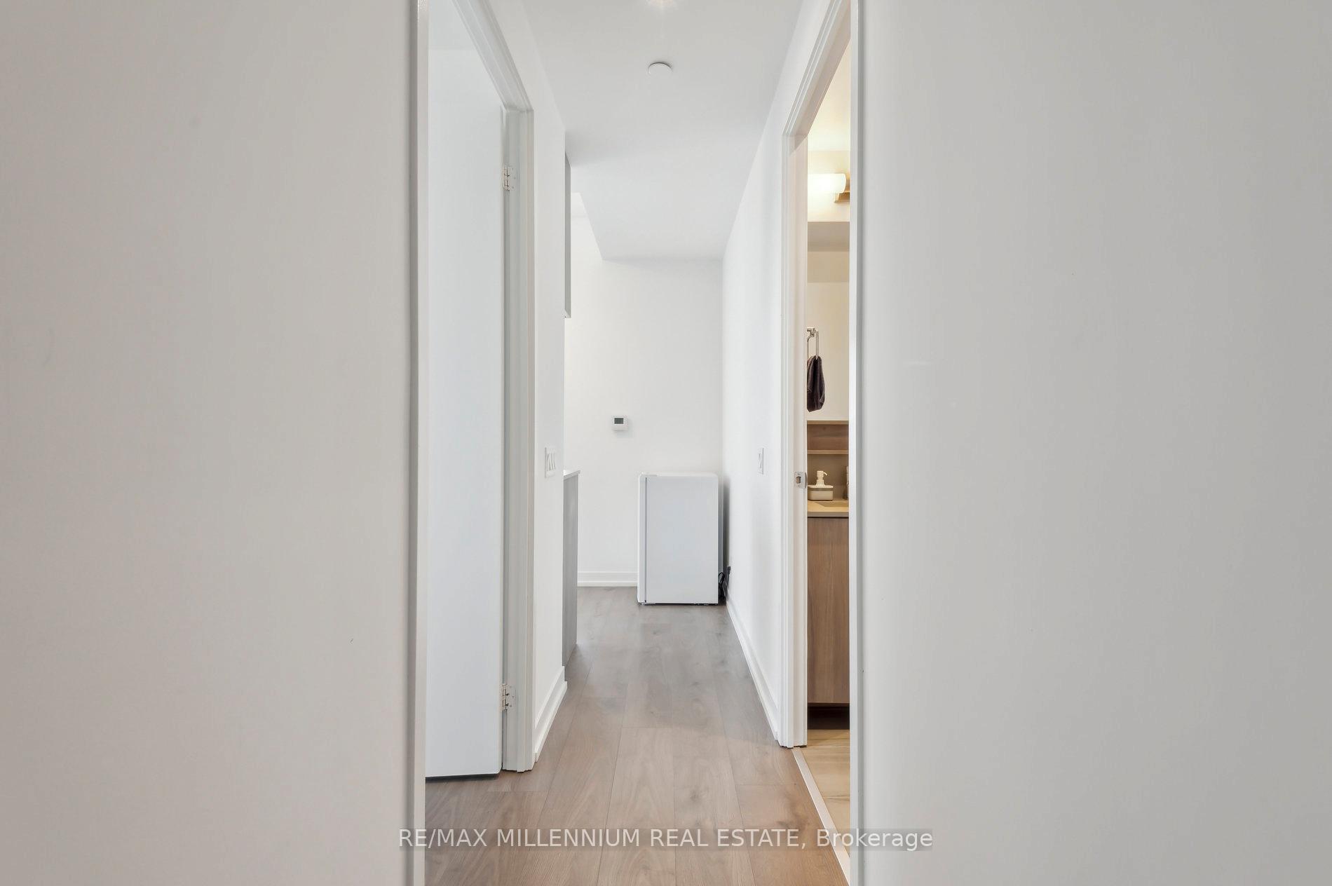 Photo 2 of Unit 4912, 950 Portage Parkway, Vaughan, Vaughan Corporate Centre — HOMEH