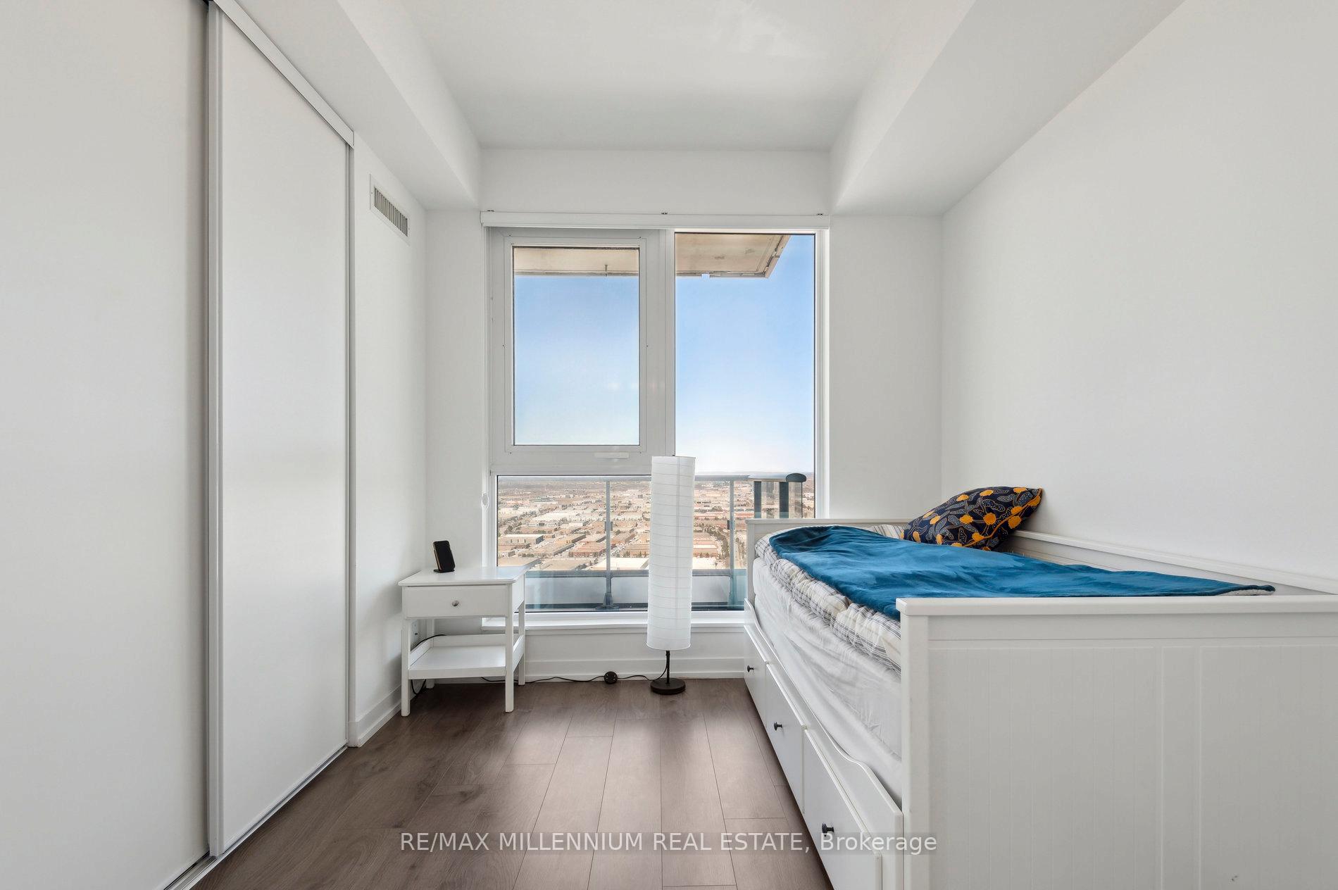 Photo 24 of Unit 4912, 950 Portage Parkway, Vaughan, Vaughan Corporate Centre — HOMEH