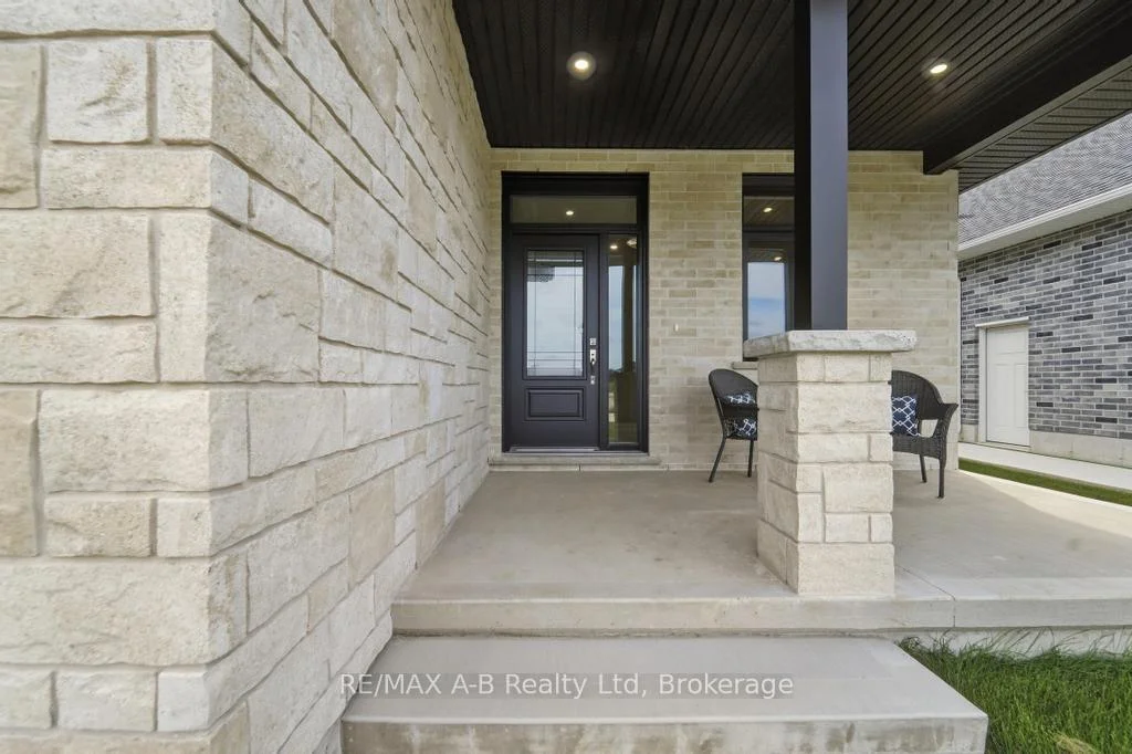 Photo 8 of 15 Orchard Drive, Stratford — HOMEH