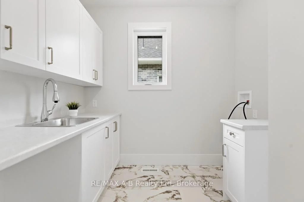 Photo 19 of 15 Orchard Drive, Stratford — HOMEH