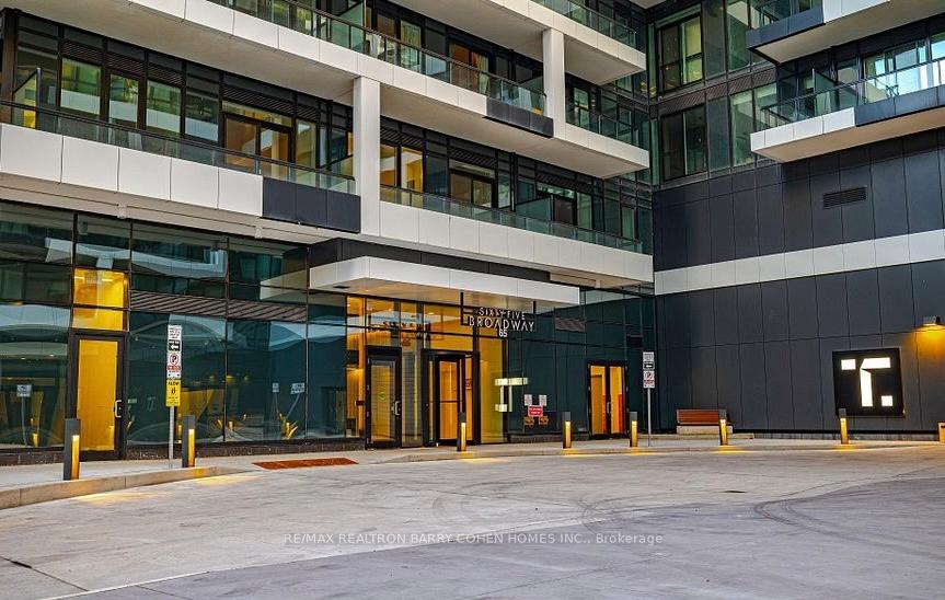 Photo 3 of Unit 1606, 65 Broadway Avenue, Toronto, Mount Pleasant West — HOMEH