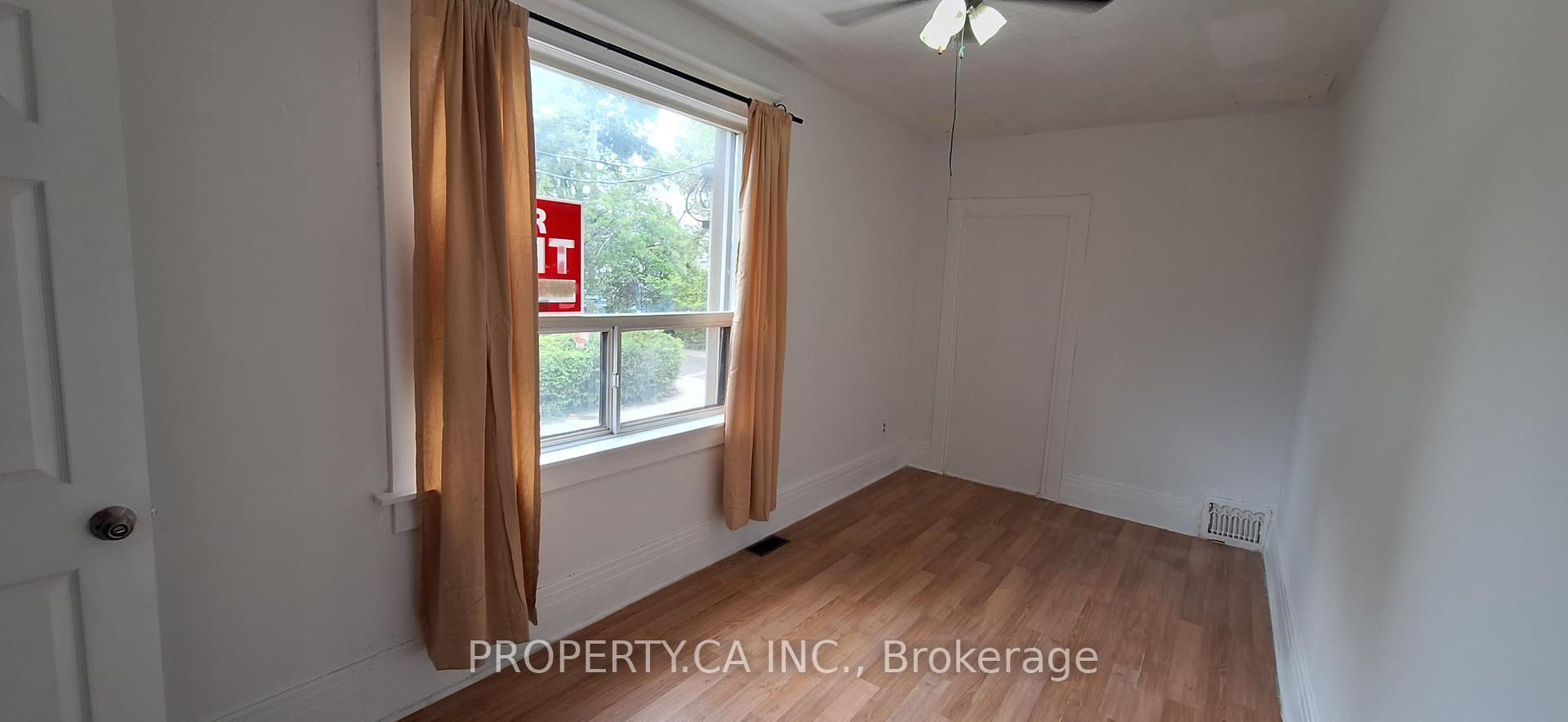 Photo 23 of 123 Barton Avenue, Toronto, The Annex — HOMEH