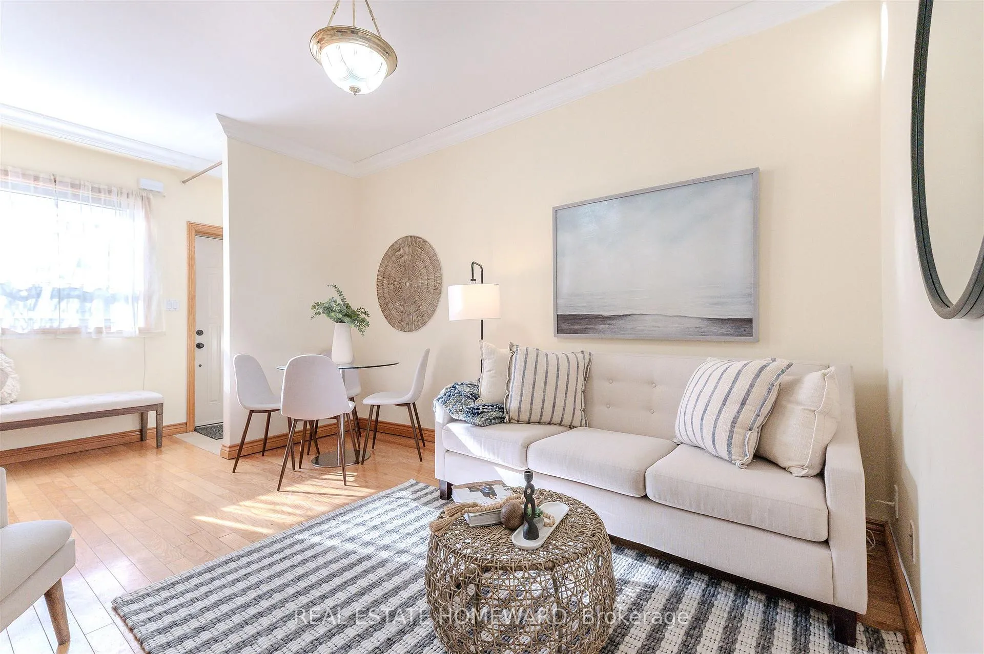 Photo 6 of 462 & 464 Sammon Avenue, Toronto, Danforth Village-East York — HOMEH