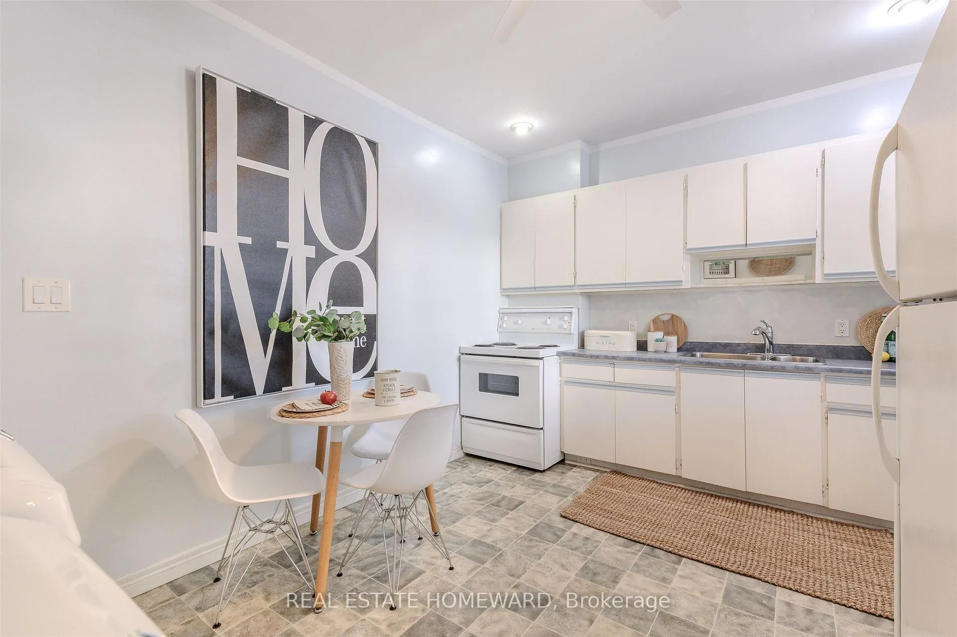 Photo 13 of 462 & 464 Sammon Avenue, Toronto, Danforth Village-East York — HOMEH