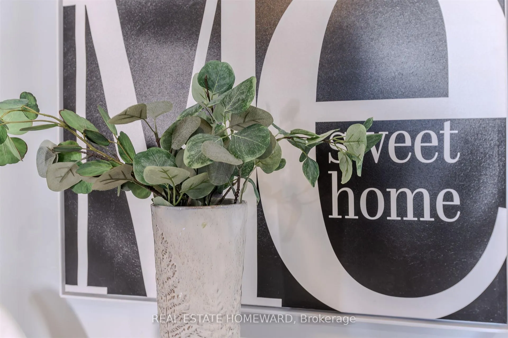 Photo 15 of 462 & 464 Sammon Avenue, Toronto, Danforth Village-East York — HOMEH