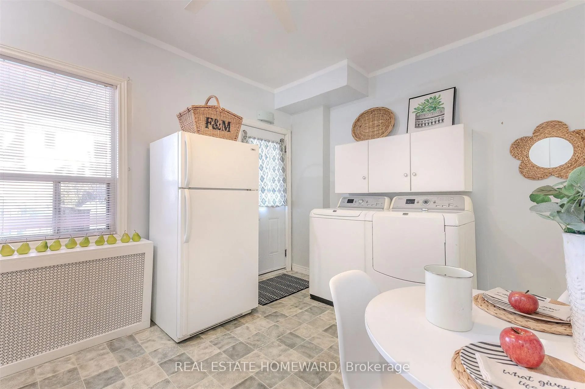 Photo 16 of 462 & 464 Sammon Avenue, Toronto, Danforth Village-East York — HOMEH