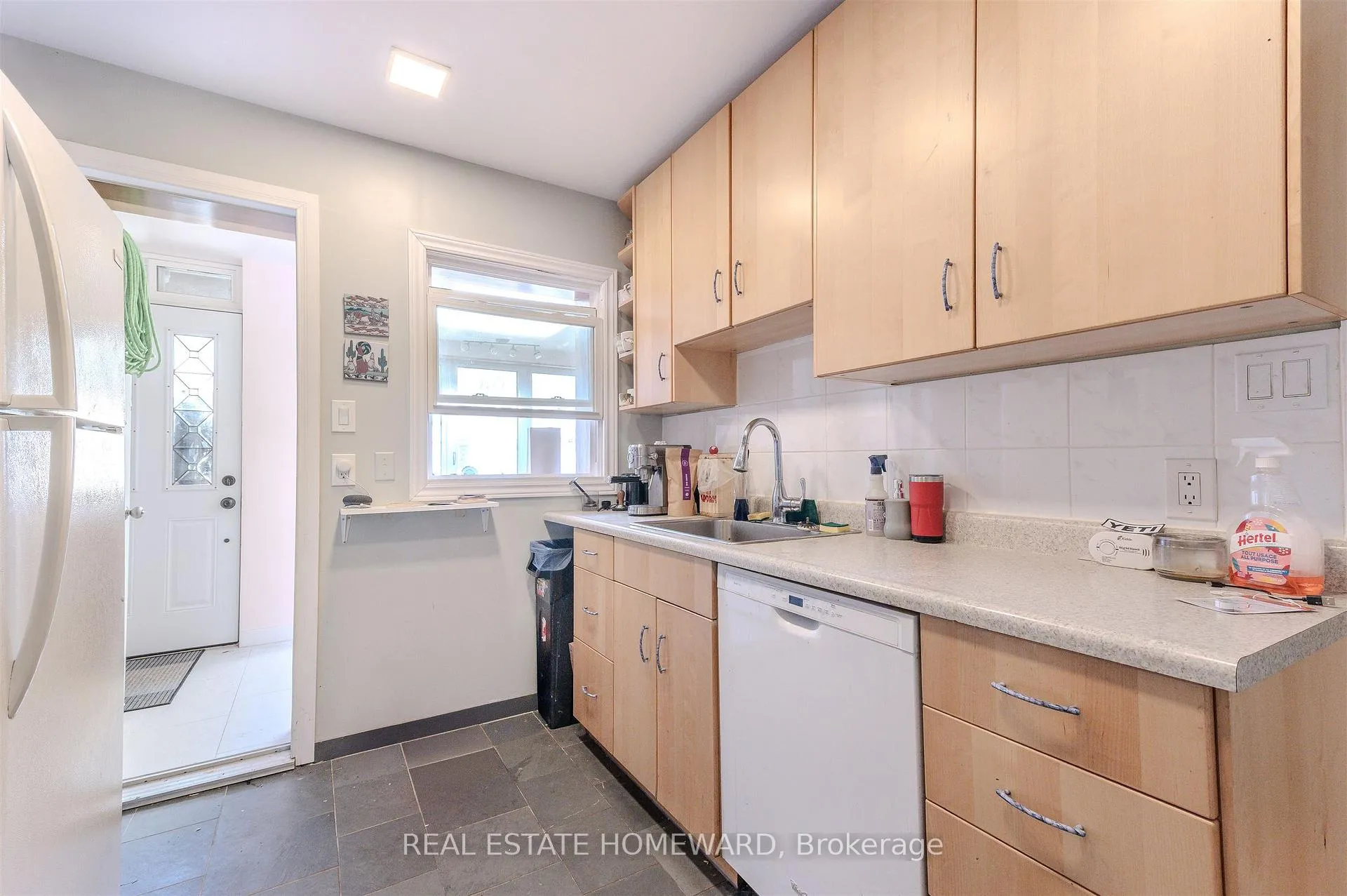 Photo 26 of 462 & 464 Sammon Avenue, Toronto, Danforth Village-East York — HOMEH