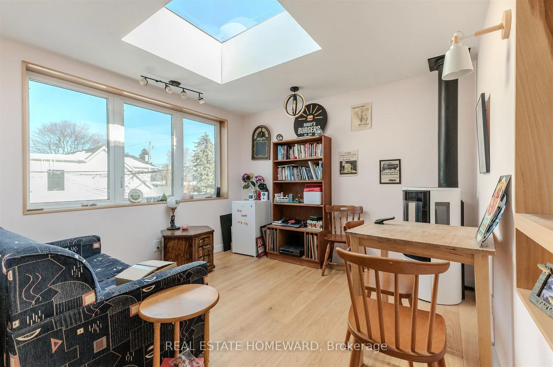 Photo 27 of 462 & 464 Sammon Avenue, Toronto, Danforth Village-East York — HOMEH