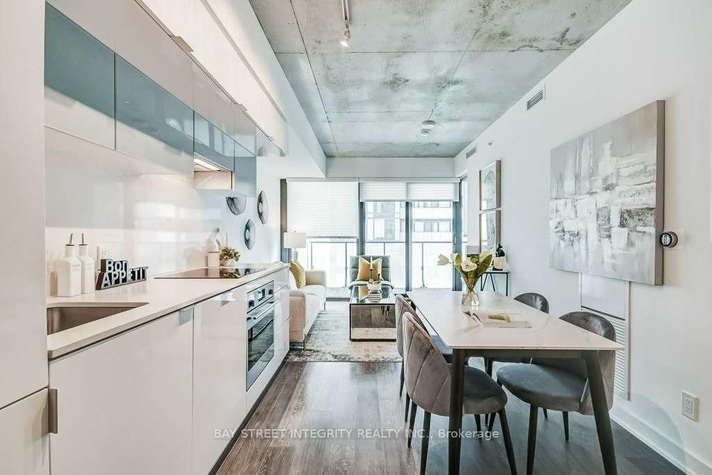Photo 4 of Unit 419, 185 Roehampton Avenue, Toronto, Mount Pleasant West — HOMEH