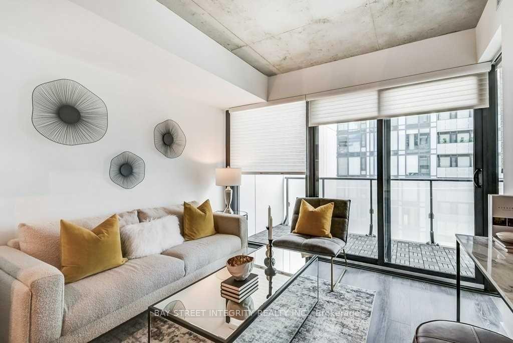 Photo 3 of Unit 419, 185 Roehampton Avenue, Toronto, Mount Pleasant West — HOMEH