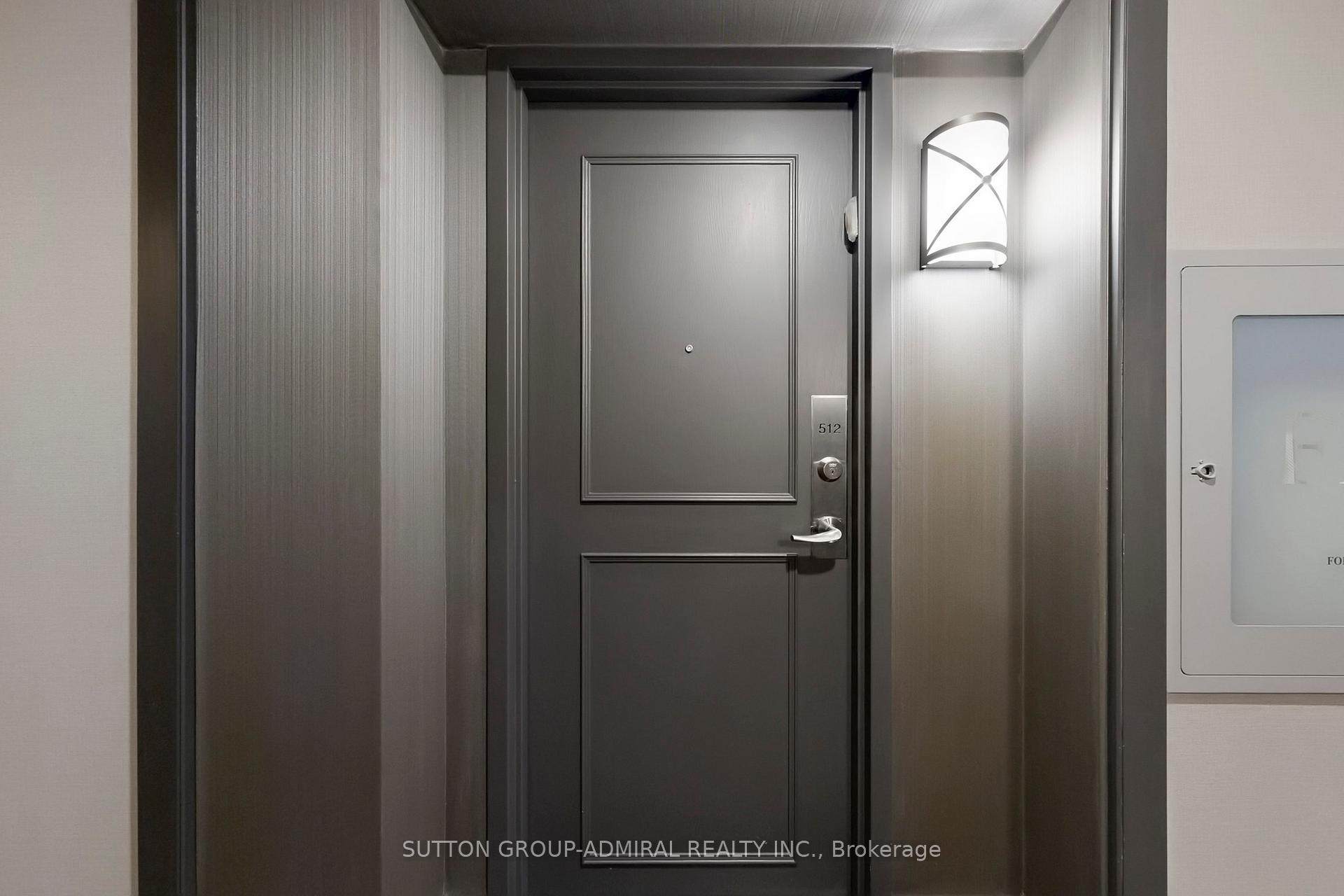 Photo 5 of Unit 512, 11 Townsgate Drive, Vaughan, Crestwood-Springfarm-Yorkhill — HOMEH