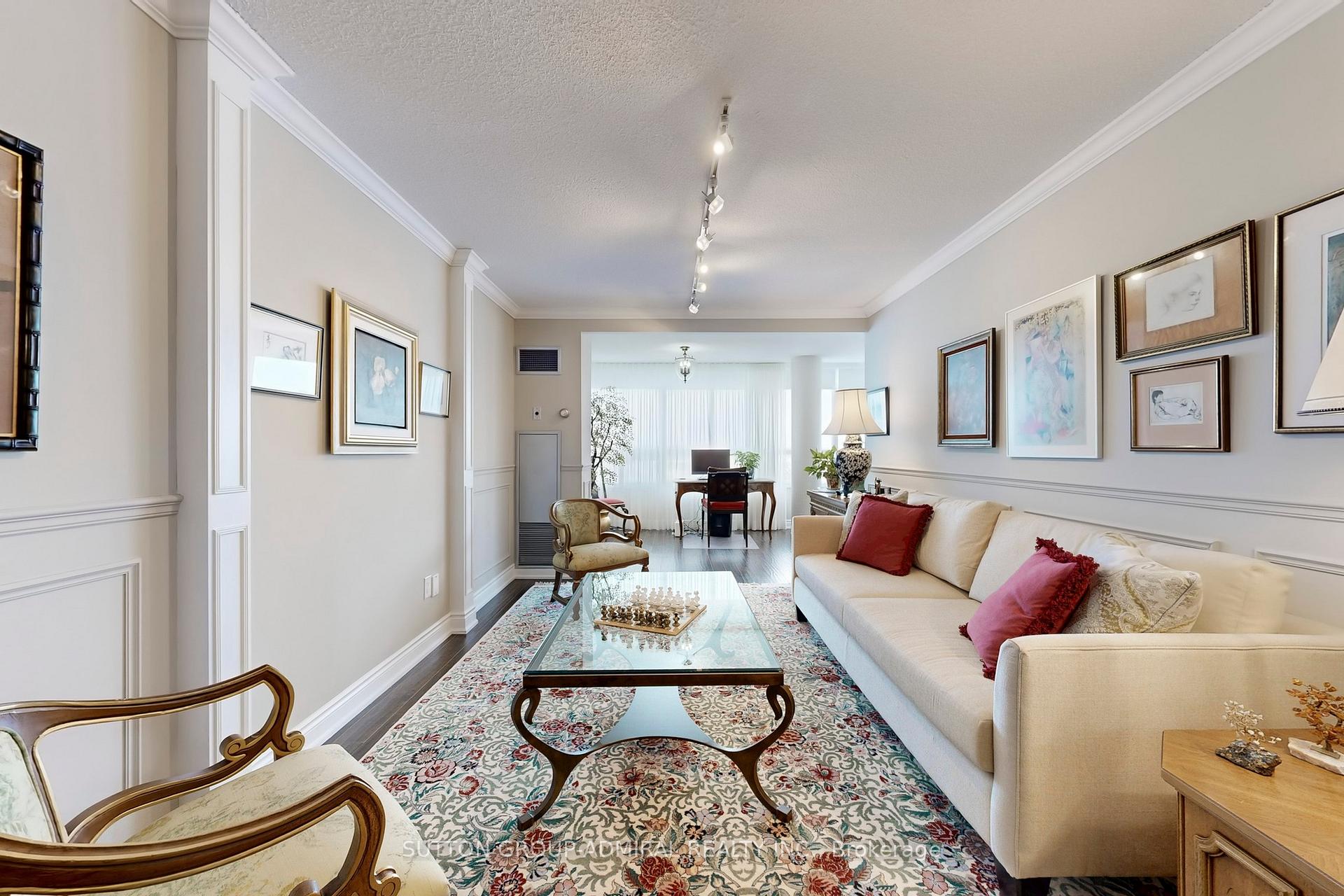 Photo 22 of Unit 512, 11 Townsgate Drive, Vaughan, Crestwood-Springfarm-Yorkhill — HOMEH