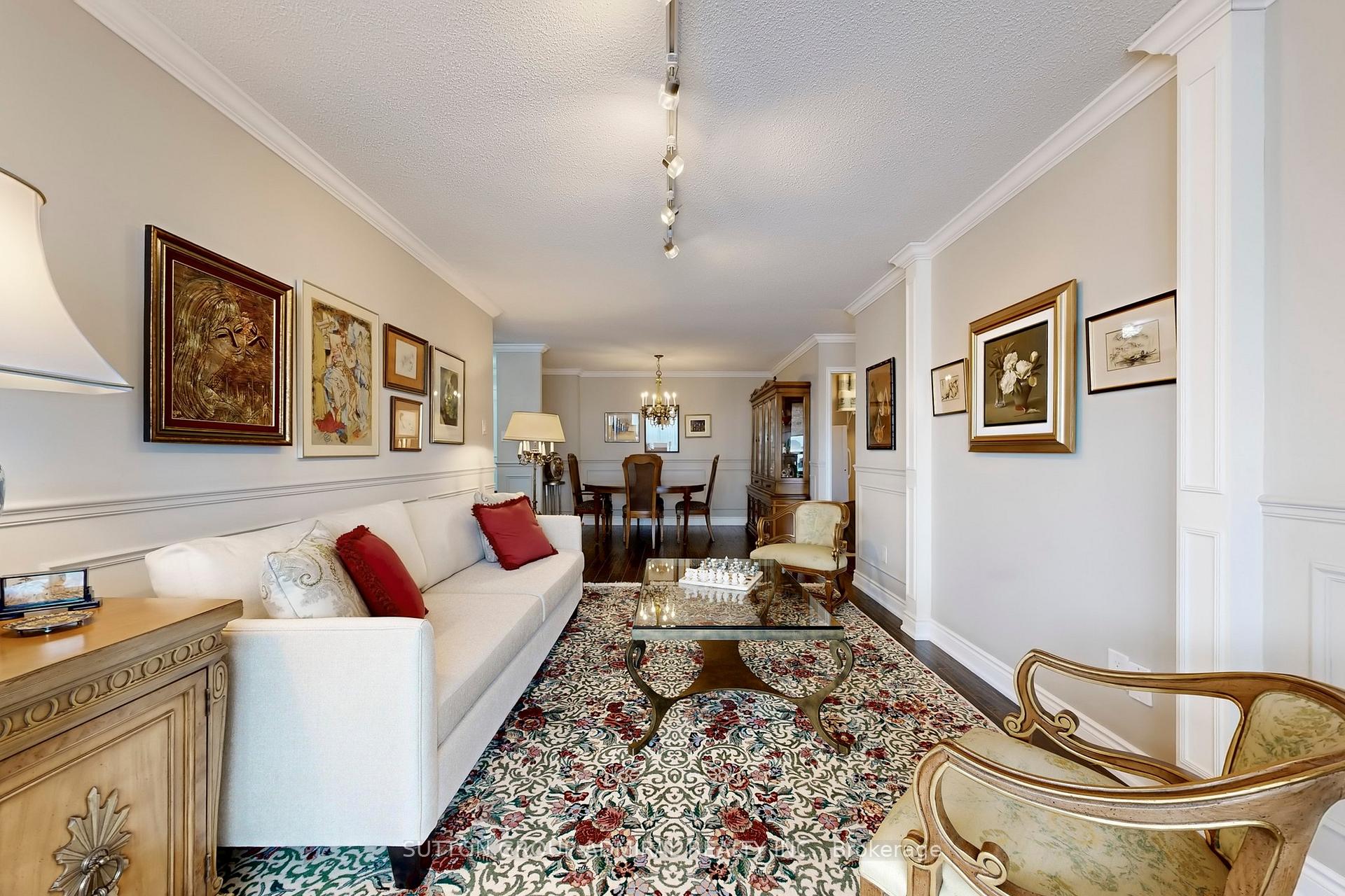 Photo 17 of Unit 512, 11 Townsgate Drive, Vaughan, Crestwood-Springfarm-Yorkhill — HOMEH