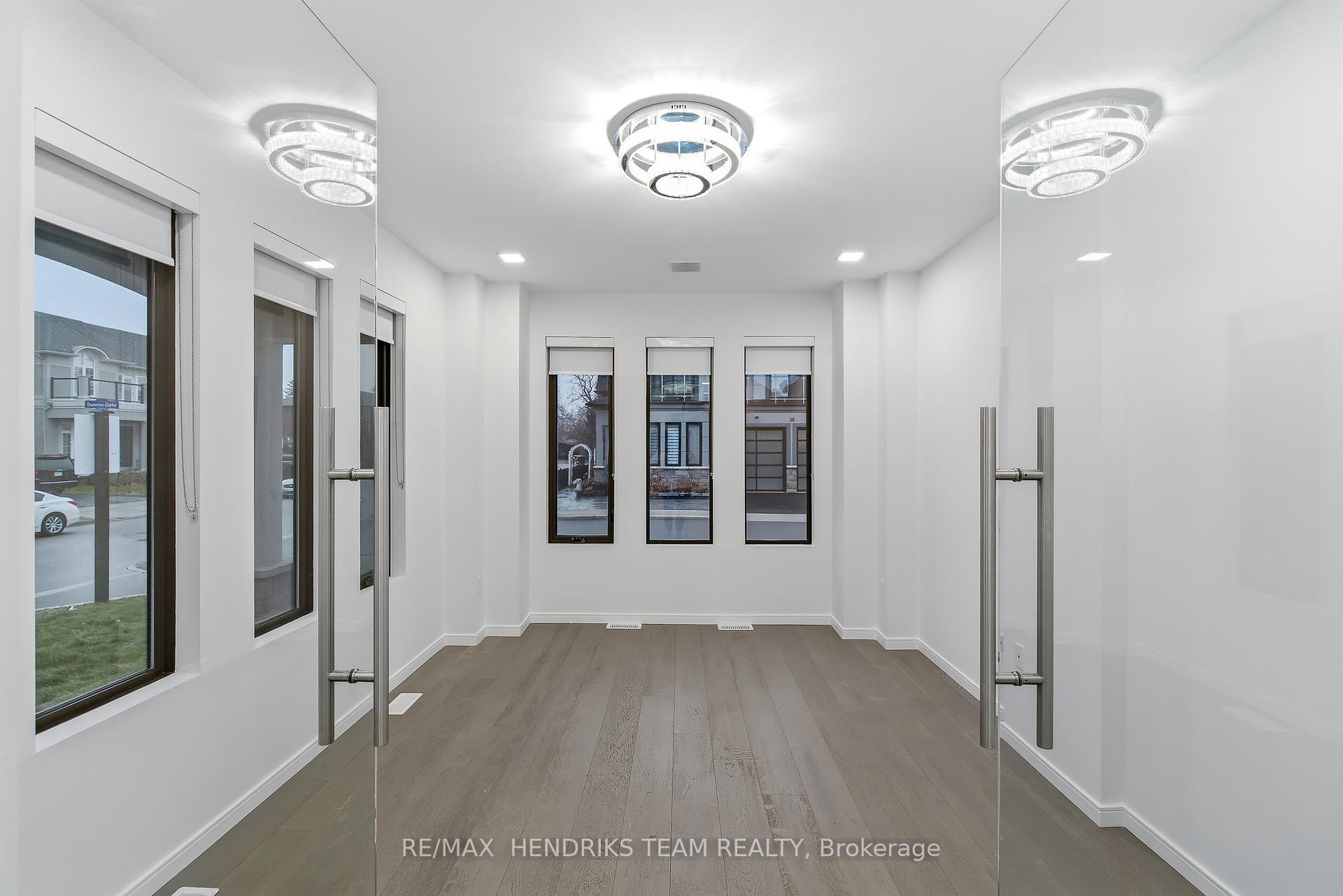 Photo 31 of 39 Sunrow Gate, Hamilton, Lakeshore — HOMEH