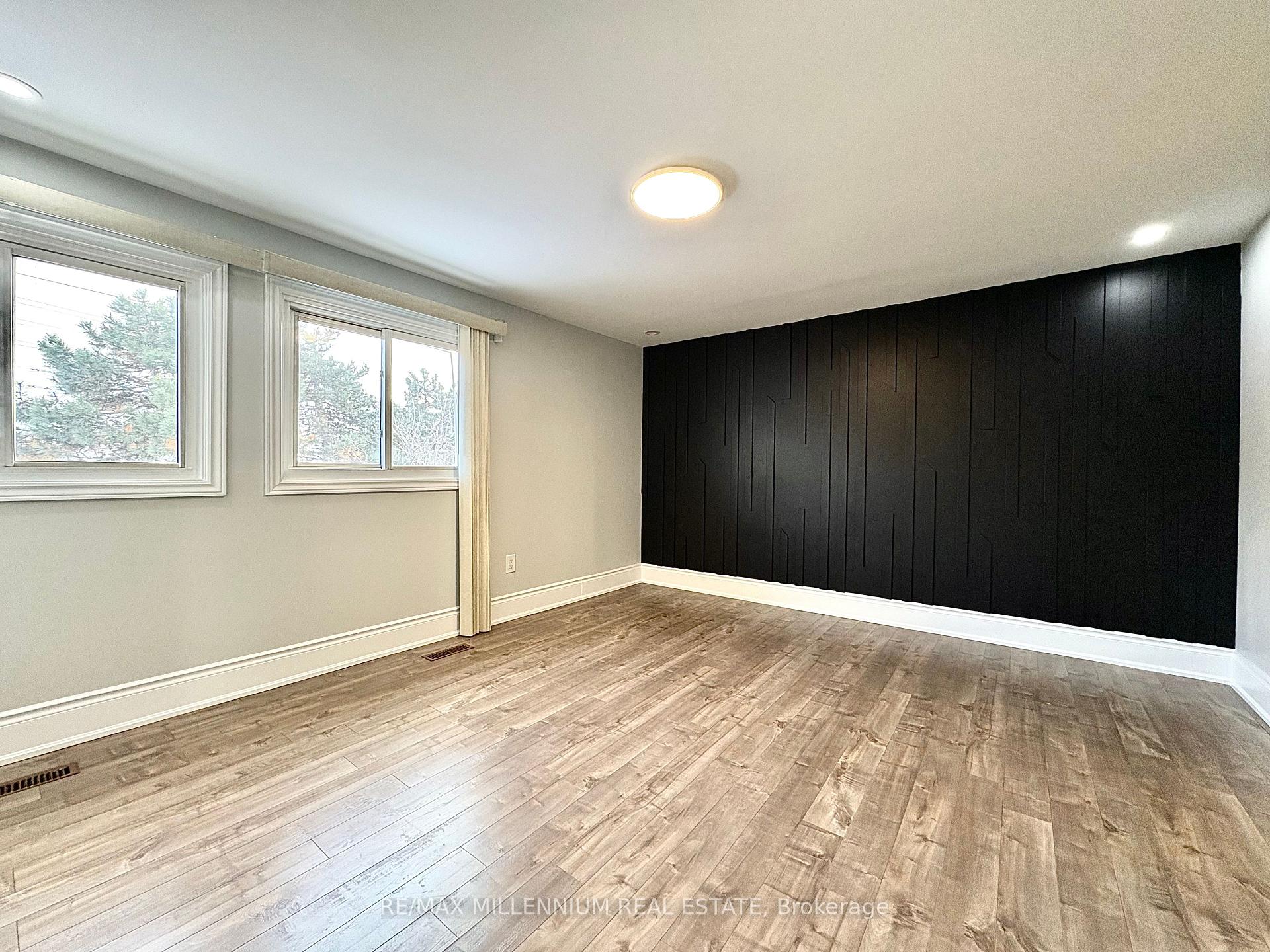 Photo 33 of 28 Hendricks Crescent, Brampton, Fletcher's West — HOMEH