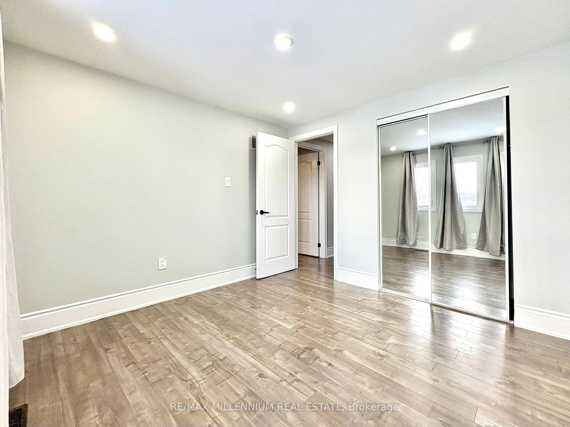 Photo 42 of 28 Hendricks Crescent, Brampton, Fletcher's West — HOMEH