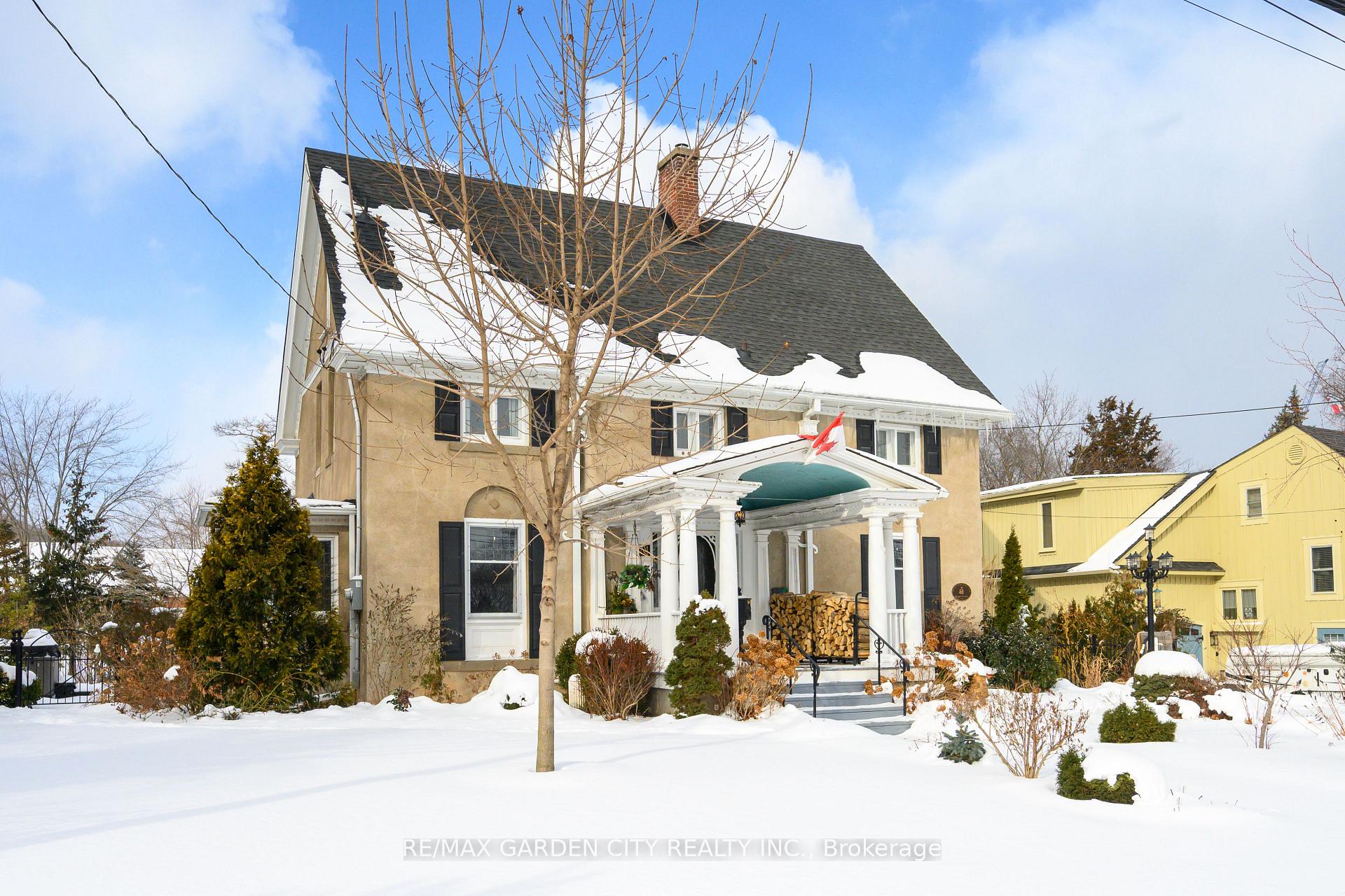 Photo 3 of 14 Robinson Street S, Grimsby, Grimsby East — HOMEH