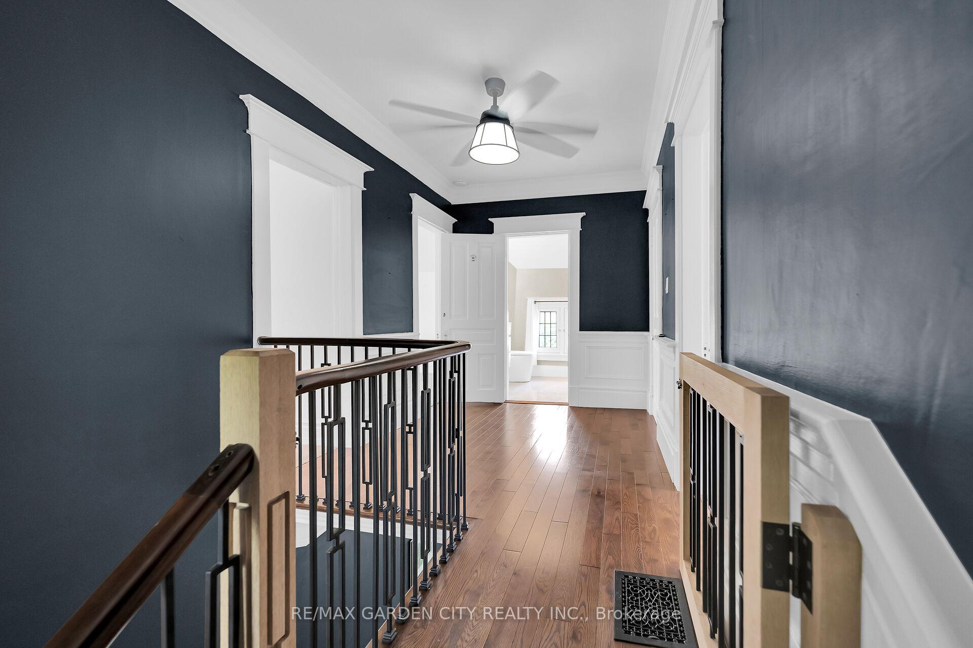 Photo 20 of 14 Robinson Street S, Grimsby, Grimsby East — HOMEH