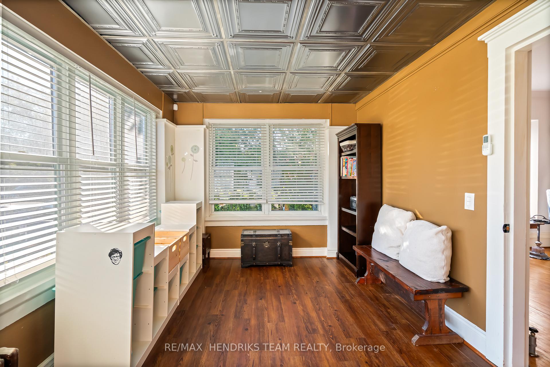 Photo 7 of 153 Geneva Street, St. Catharines, Downtown — HOMEH