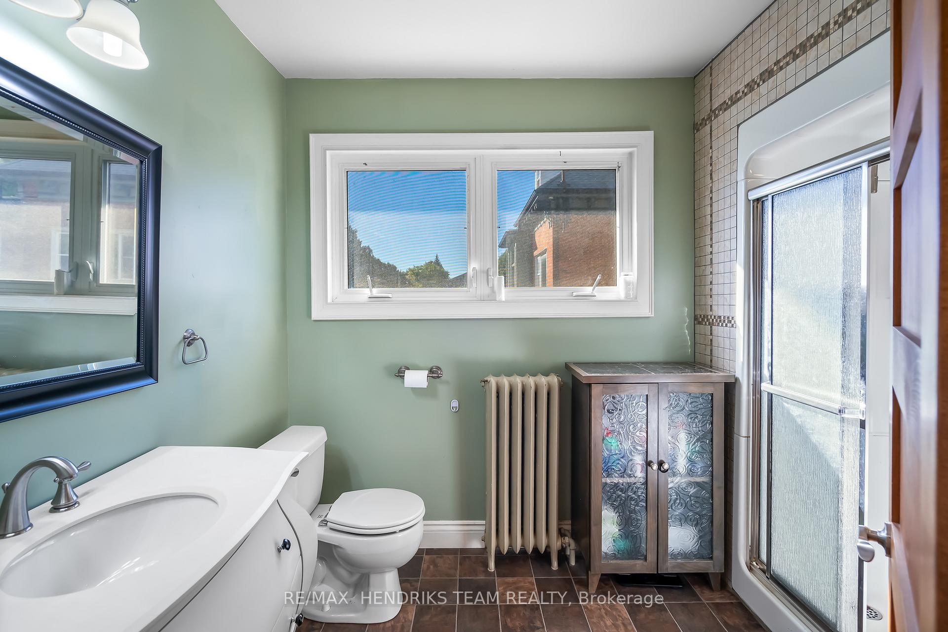 Photo 31 of 153 Geneva Street, St. Catharines, Downtown — HOMEH